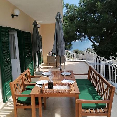 Apartment Borovi With Terrace And Parking פודאצה מראה חיצוני תמונה