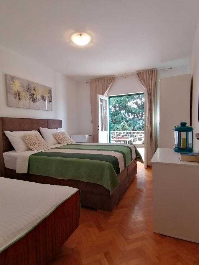 Apartment Borovi With Terrace And Parking פודאצה מראה חיצוני תמונה